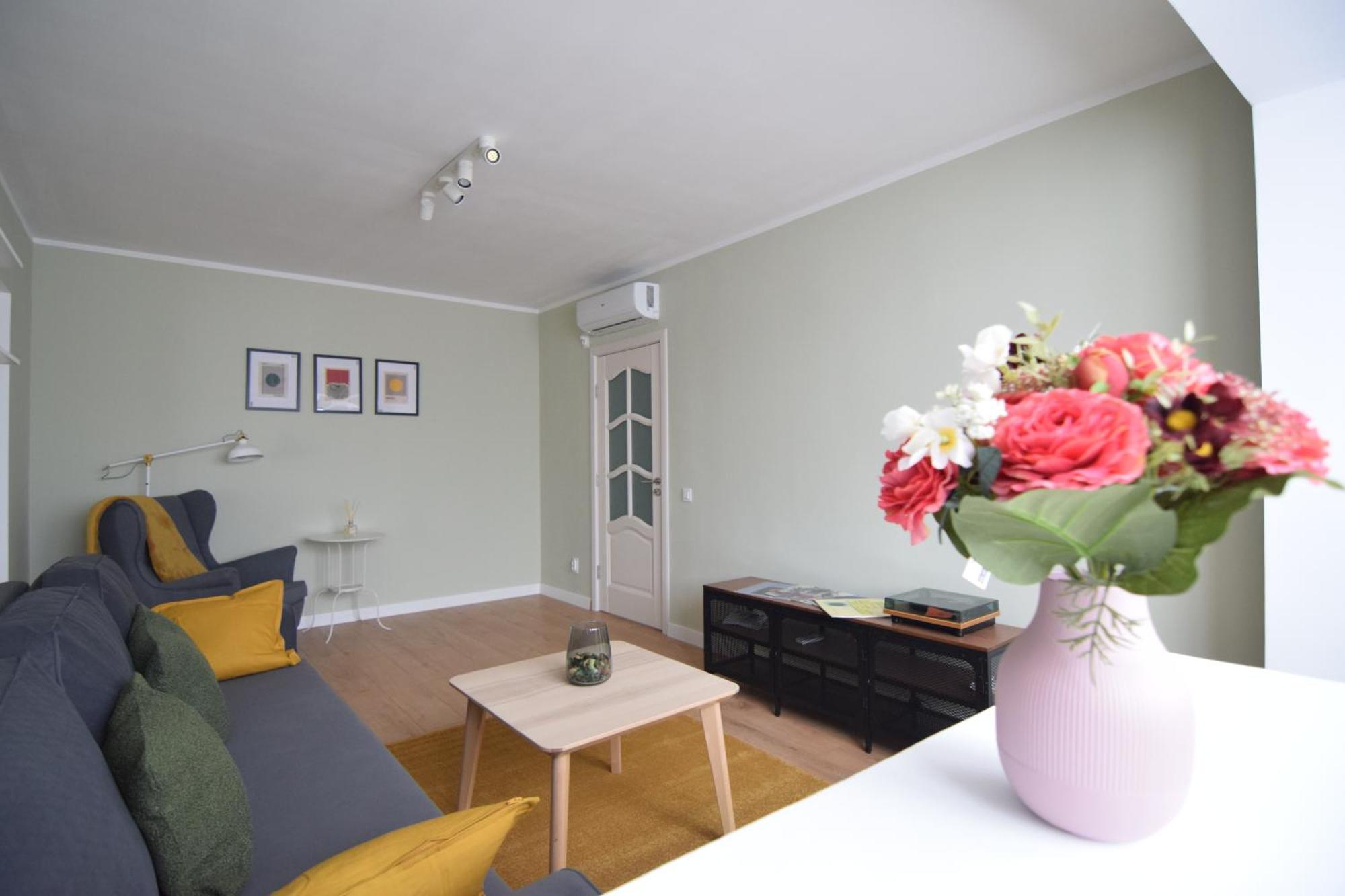 Stylish Apartment With Video Projector บูคาเรสต์ ภายนอก รูปภาพ