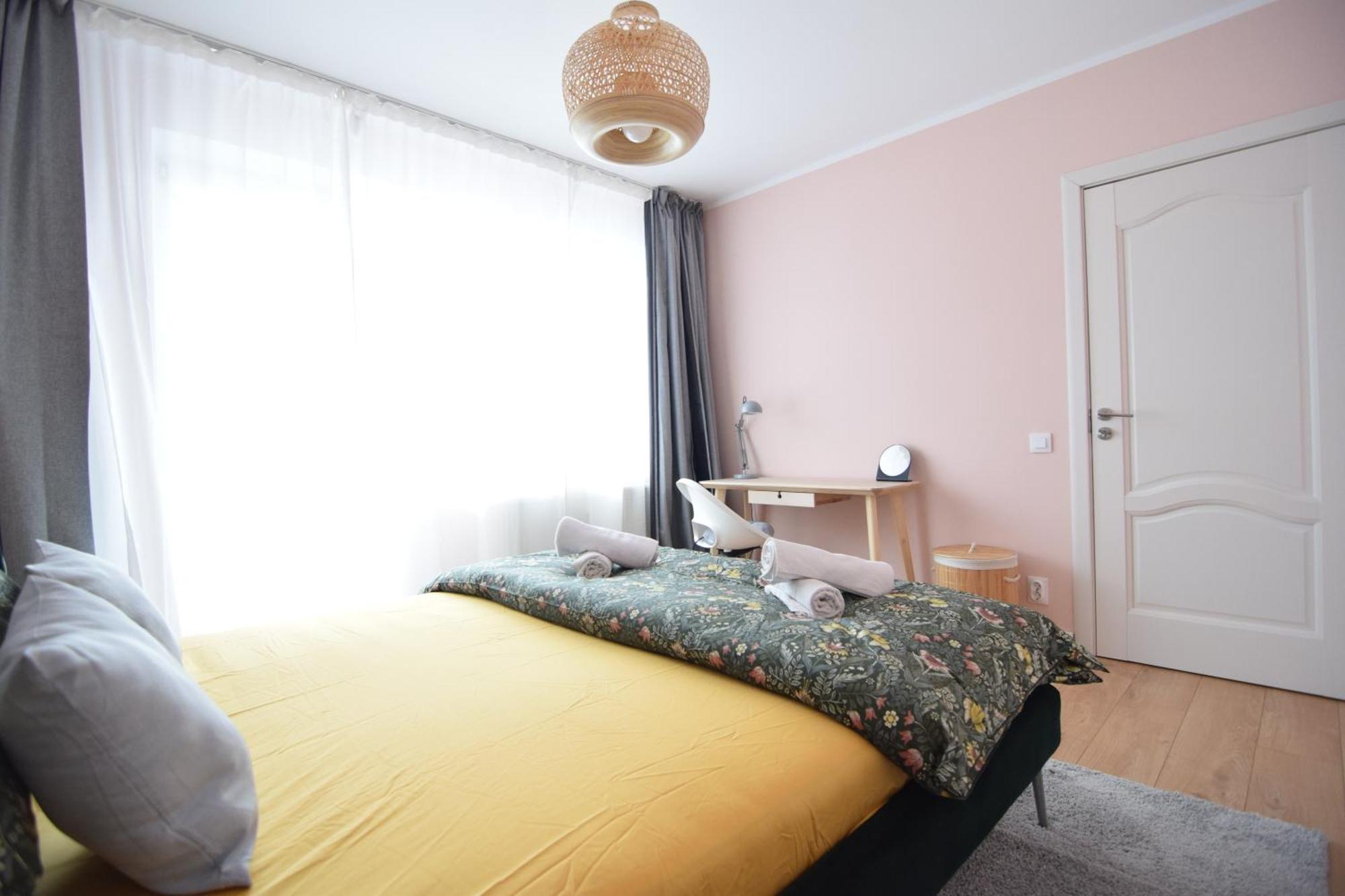 Stylish Apartment With Video Projector บูคาเรสต์ ภายนอก รูปภาพ