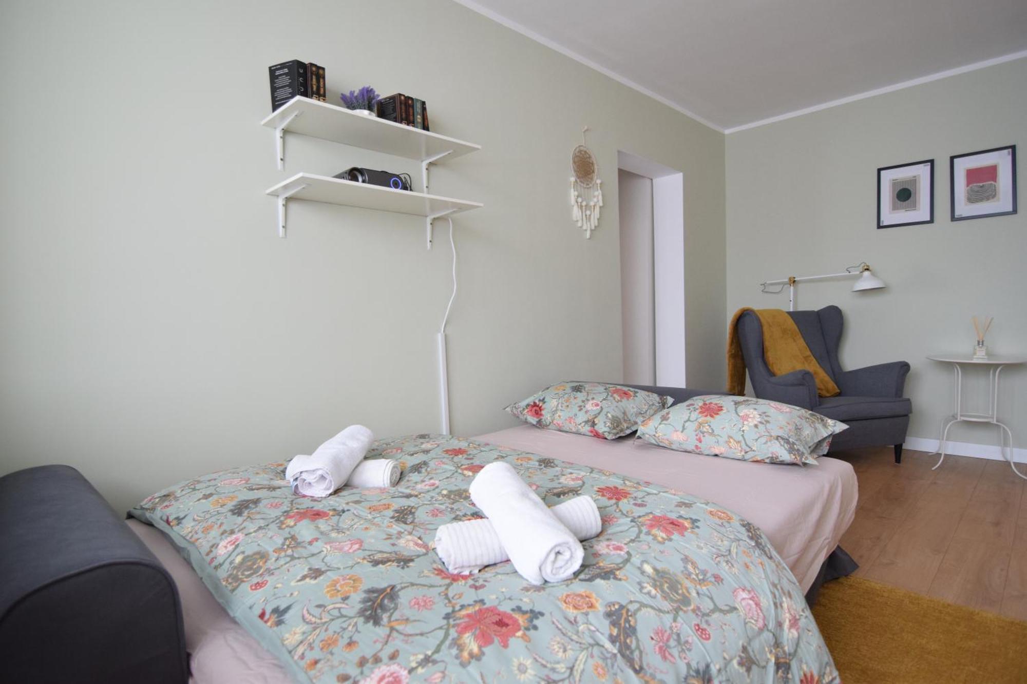 Stylish Apartment With Video Projector บูคาเรสต์ ภายนอก รูปภาพ